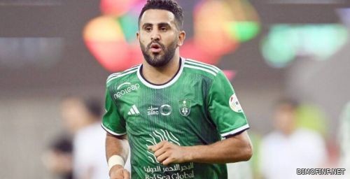 النجم العالمي رياض محرز لاعب الأهلي السعودي:
